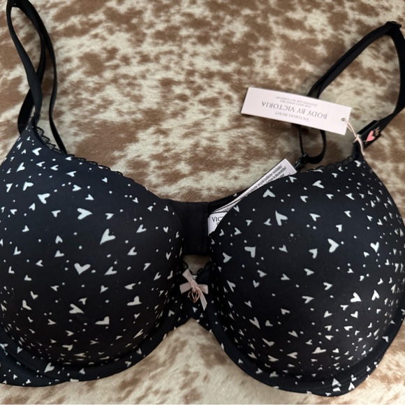 Victoria's Secret Black and White Heart Bra - Picture 1 of 4